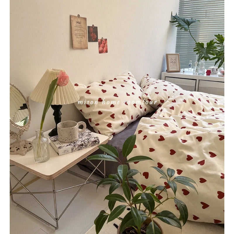 HeartBloom Bedding