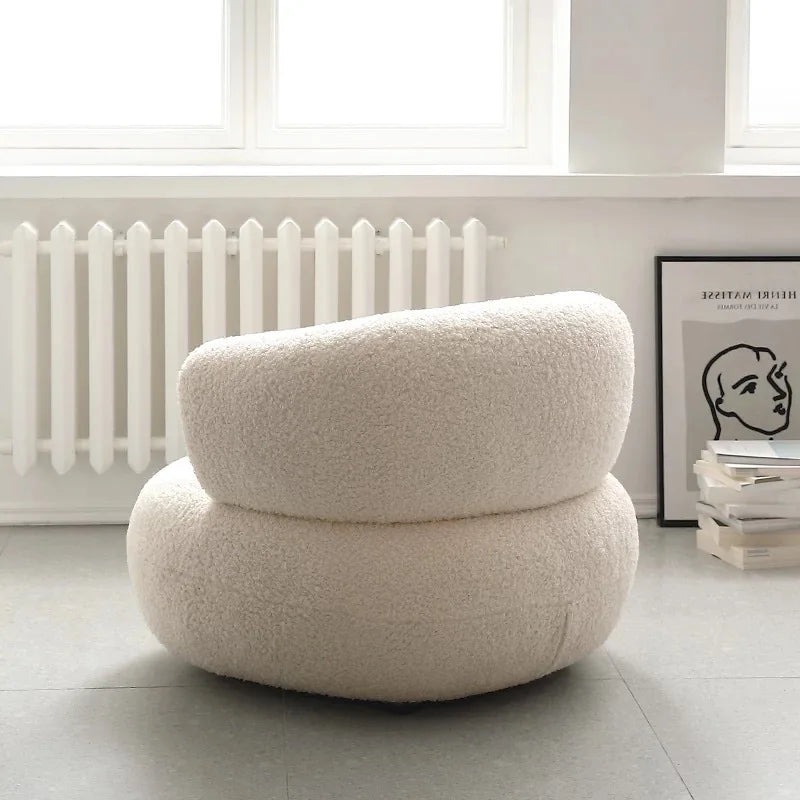 Little lamb armchair.