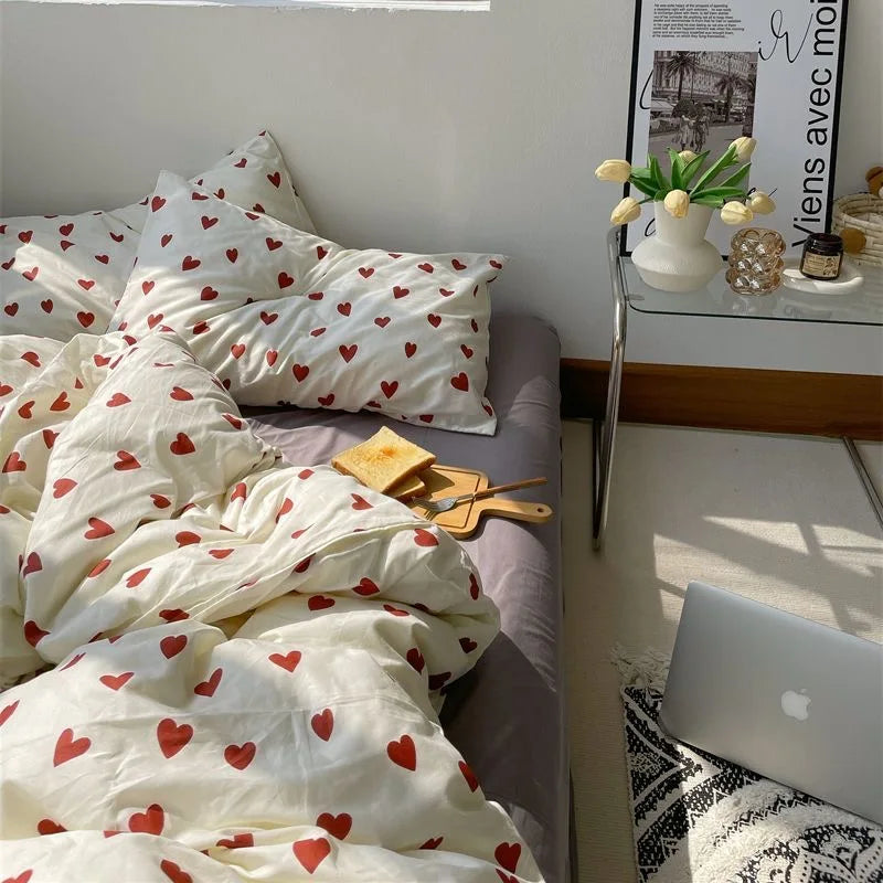 HeartBloom Bedding